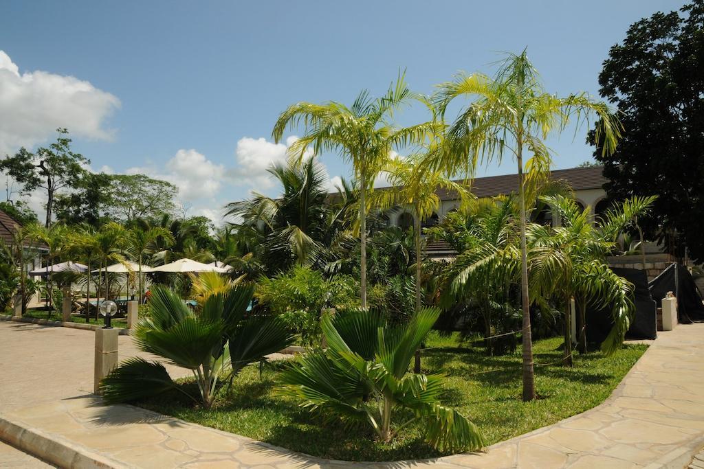 Lotfa Resort Diani شاطئ دياني المظهر الخارجي الصورة